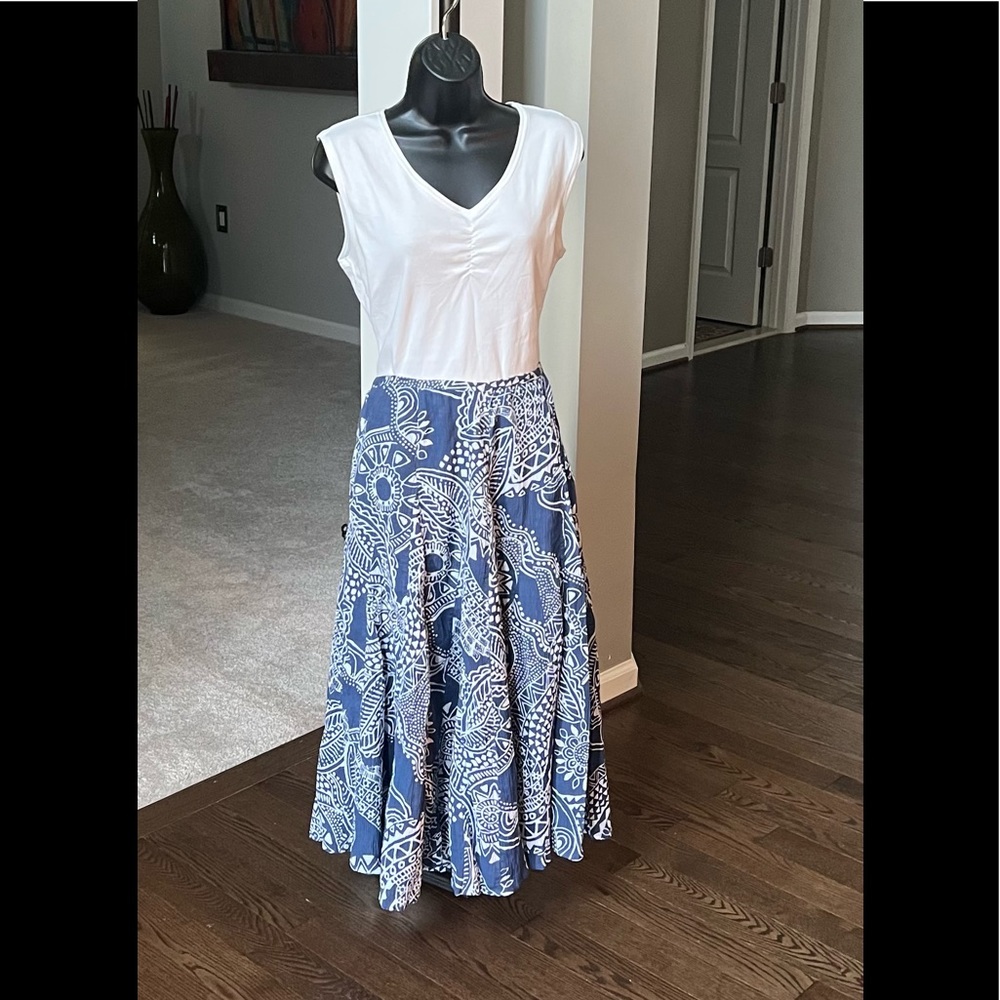 Chico’s Blue and white peasant style skirt
